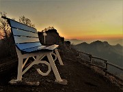 06 Tramonto alla Panchina Gigante (Big Bench 158) sul Monte Corno